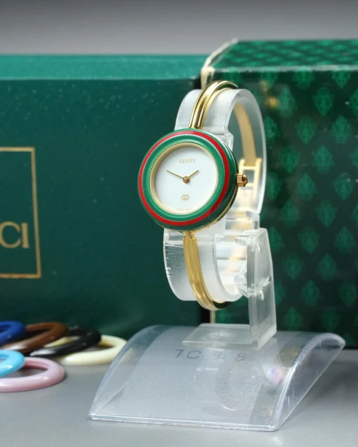 New Batt Vintage GUCCI Change Bezel 11/12 12Color Quartz Women's Watch JAPAN Box